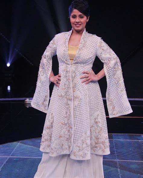 sunidhi chauhan wiki age husband children family biography wikibio