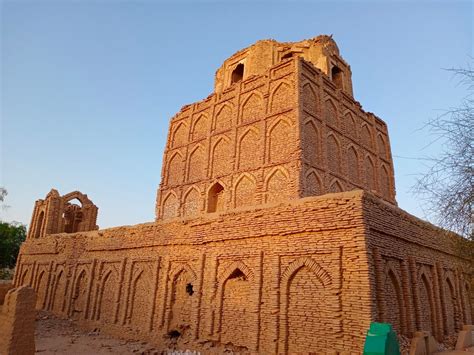 Shahinshah Tomb – Naqoosh-e-Javidan