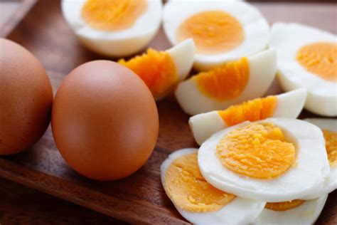 counting carbs  eggs essential egg nutrition facts