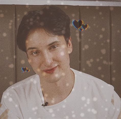 Бодя Кирса 😔💕 | Боди, Знаменитые парни, Абстрактное