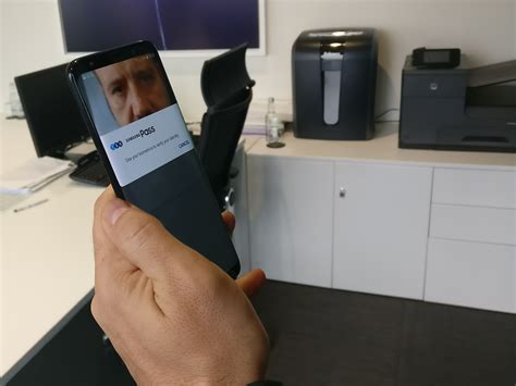 'Biometric' banking: how to log into your bank account with your eyes