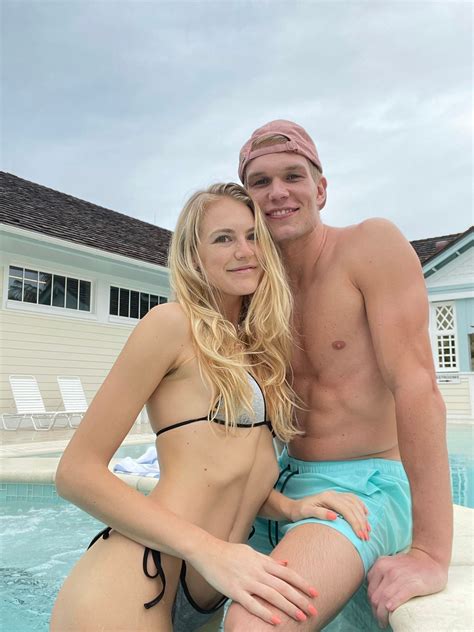 Hunna & Lib - Hunna & Lib added a new photo.