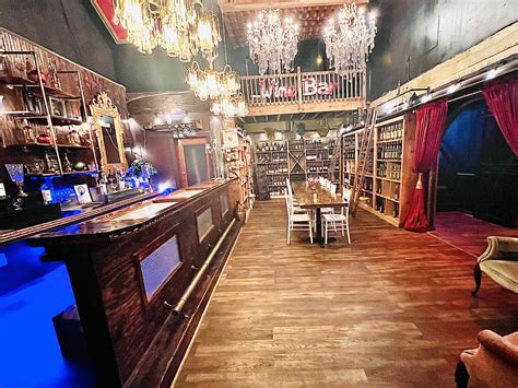 191 N Foster St, Dothan, AL 36303 - The Colby Building and/or Bella's